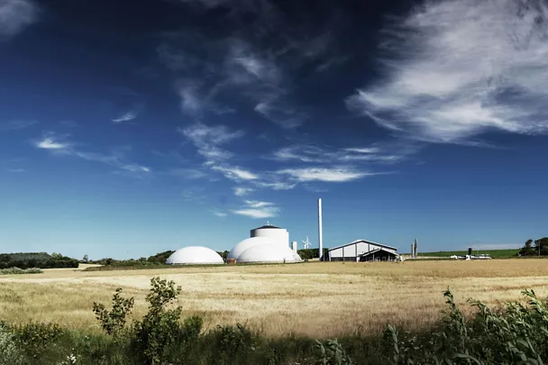 de_sbe_am_biogasanlage_1000x750_72dpi