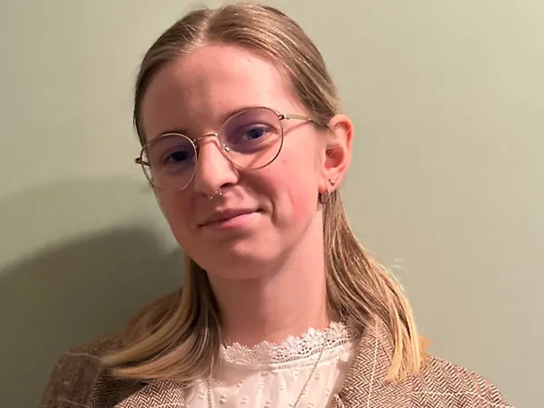 Portrait Kjara Vierth, Auszubildende bei SCHAUMANN