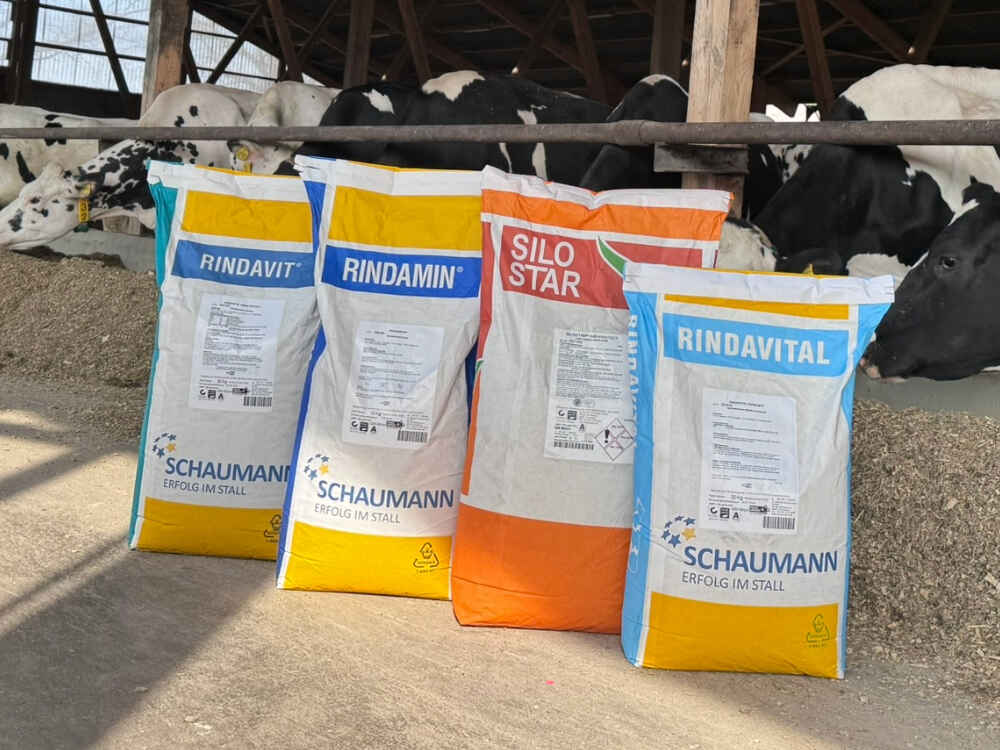 vier Produktsäcke Sommeraktion Rind SCHAUMANN